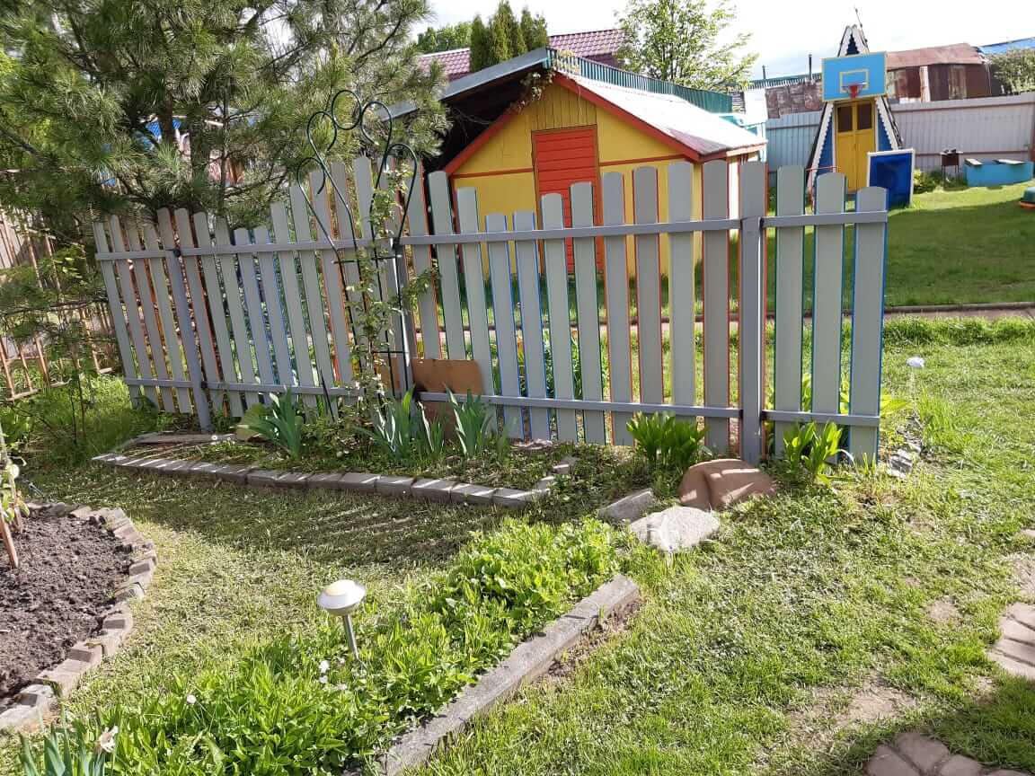 забор из разноцветного штакетника односторонний фото3 в Парабели